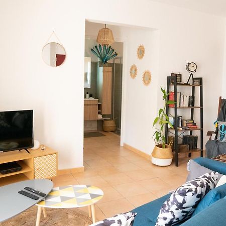 L'Ile Au Paon - Appartement T2 Avec Piscine Et Parking Les Abymes Exterior foto